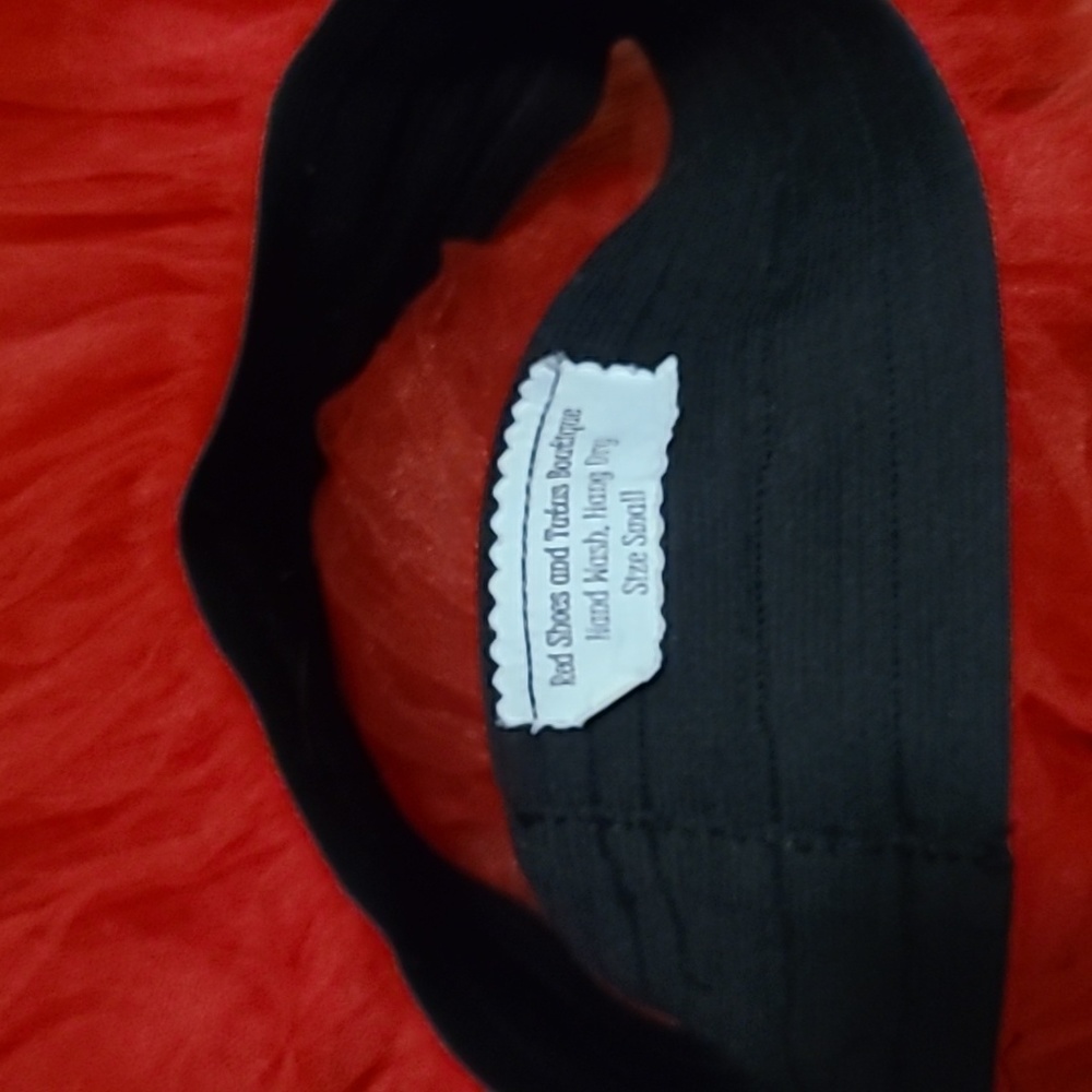 TUTU - Picture 2 of 2